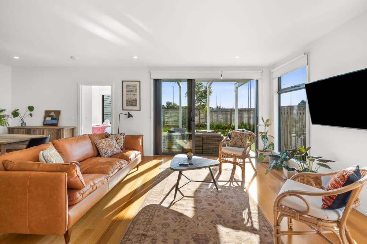 Apartment Saltbush By The Park