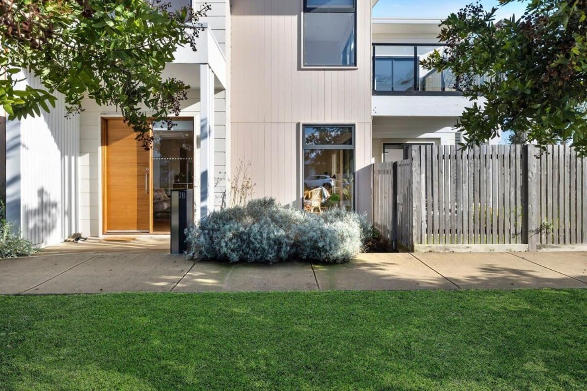 Saltbush By The Park Apartment